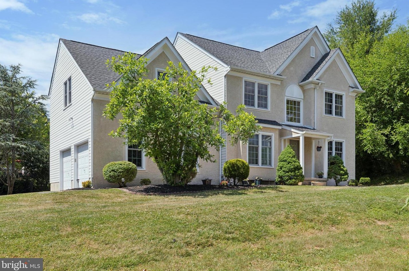 529 Cedar Dr, Miquon, PA 19444