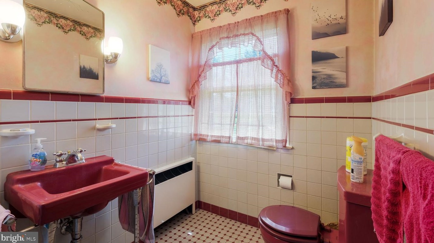 941 Tennis Ave, Prospectville PA  19002-2312 exterior