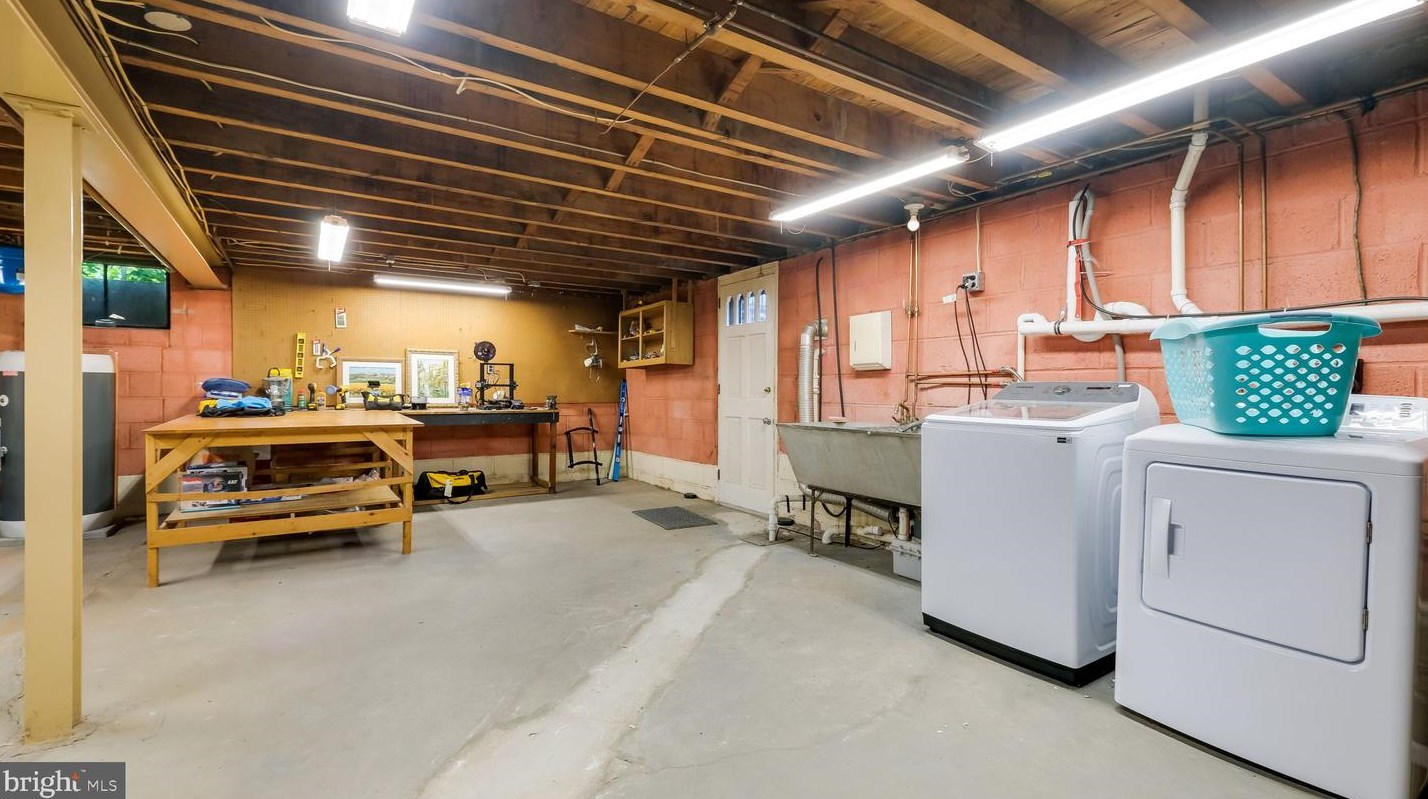 941 Tennis Ave, Prospectville PA  19002-2312 exterior