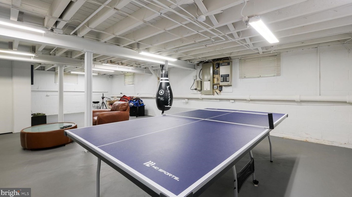 941 Tennis Ave, Prospectville PA  19002-2312 exterior