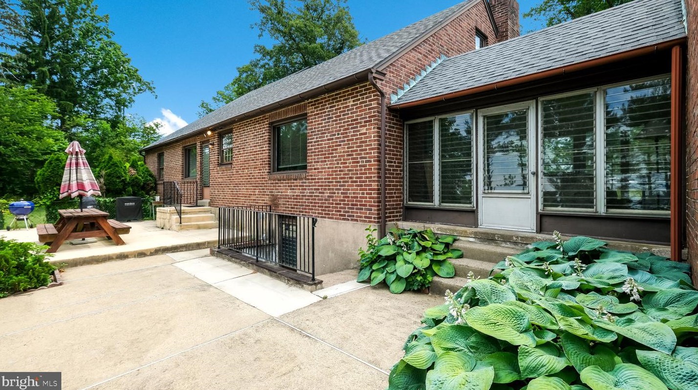 941 Tennis Ave, Prospectville PA  19002-2312 exterior