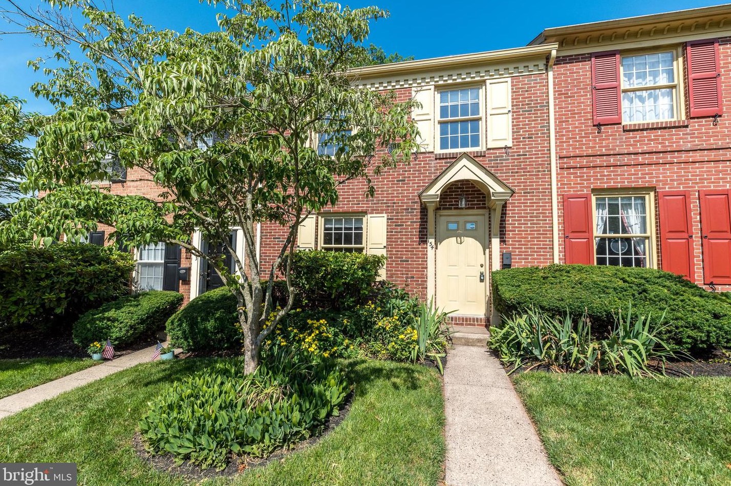 154 Roboda Blvd, Limerick, PA 19468
