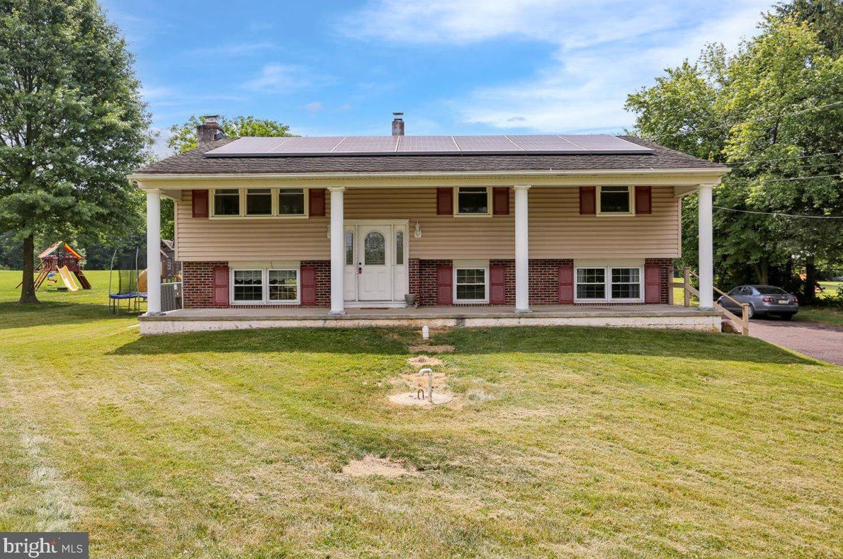 3312 New Hanover Square Rd, Gilbertsville, PA 19525