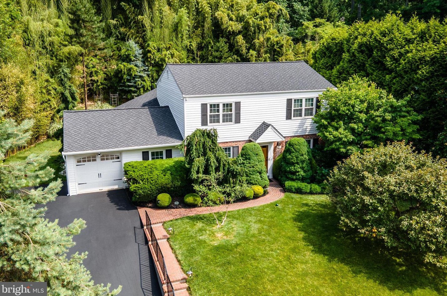 42 Scarlet Oak Dr, Miquon, PA 19444