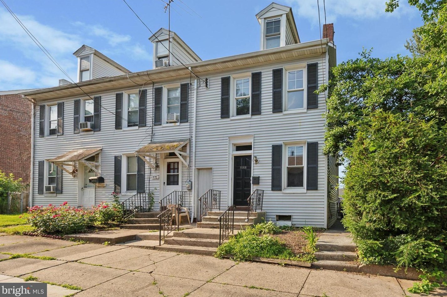 888 Queen St, Pottstown PA  19464-6025 exterior