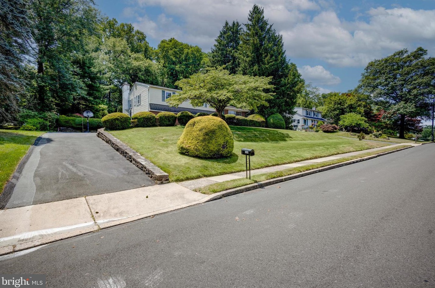 2500 Ball Rd, Willow Grove, PA 19090