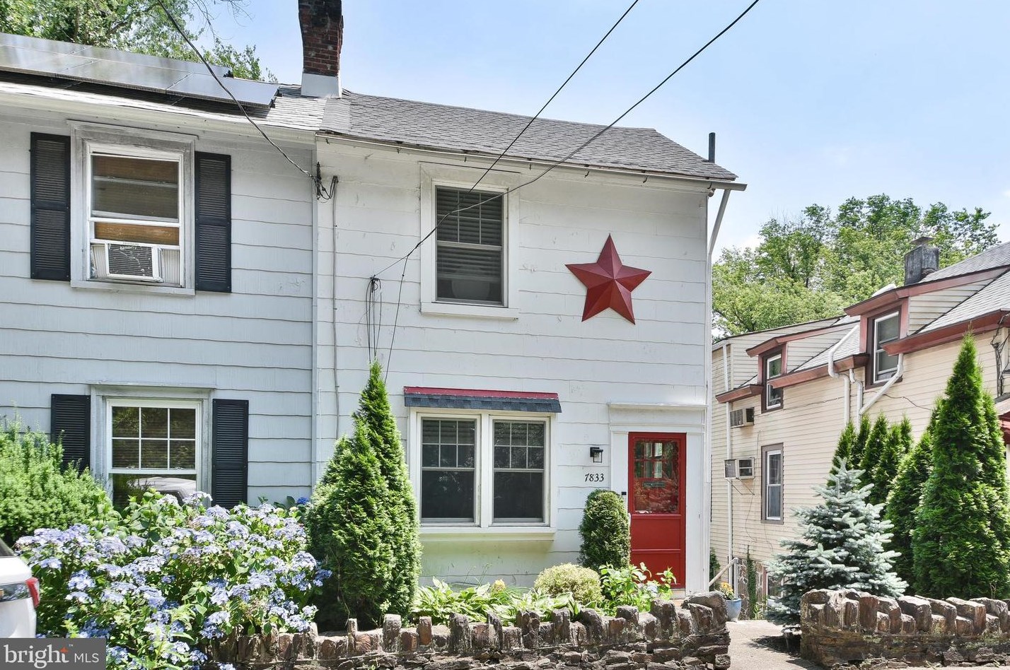 7833 Mill Rd, Melrose Park, PA 19027-2745