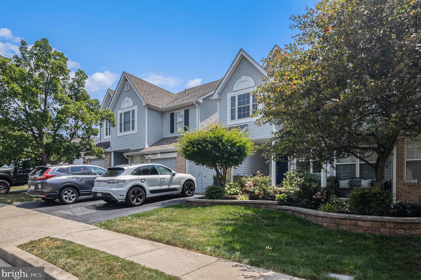 3027 Greenes Way Cir, Collegeville, PA 19426-3185