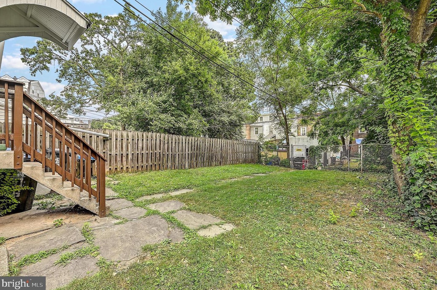 906 Dekalb St, Norristown, PA 19401
