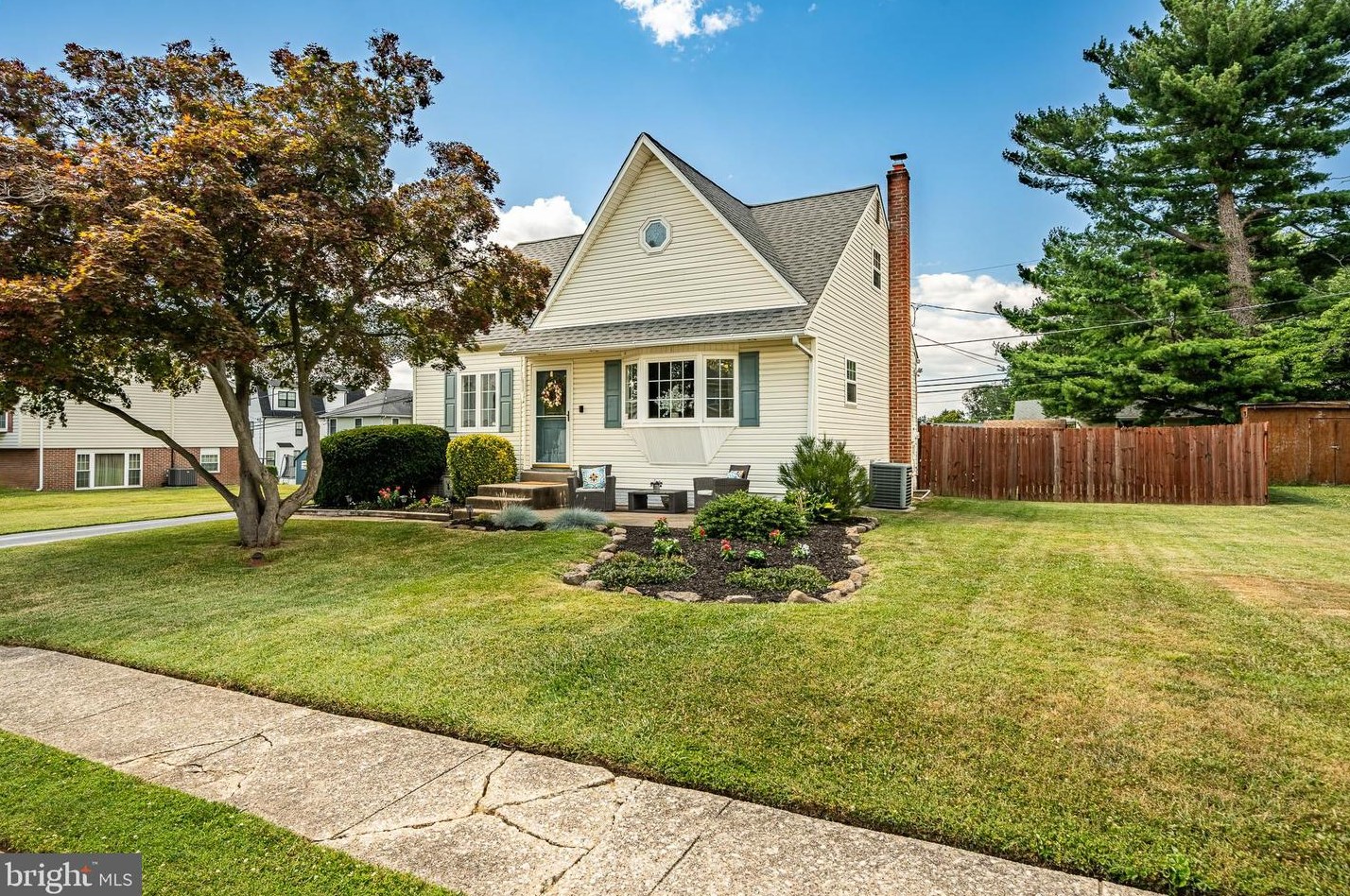 258 Stocker Ave, Norristown, PA 19406