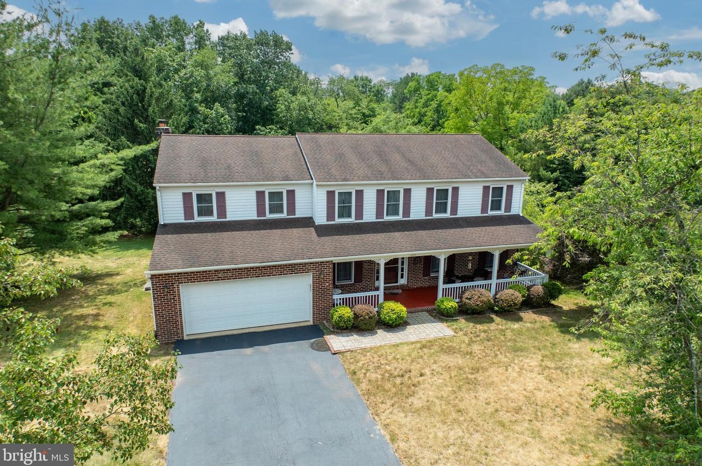 206 E Buchert Rd, Gilbertsville, PA 19525