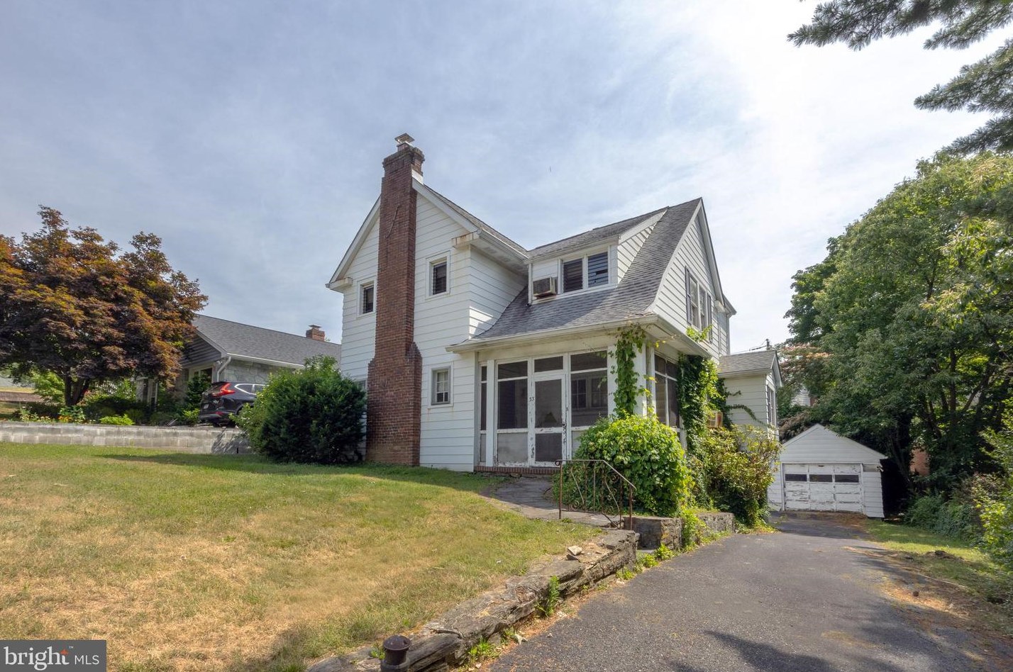33 Rosedale Rd, Penn Wynne, PA 19096