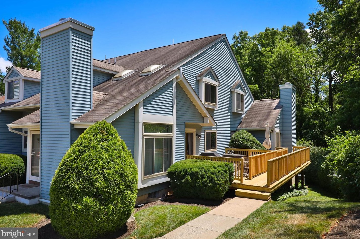 403 Brown Briar Cir, Horsham, PA 19044