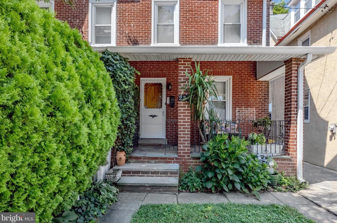 234 E Spring Ave, Ardmore, PA 19003