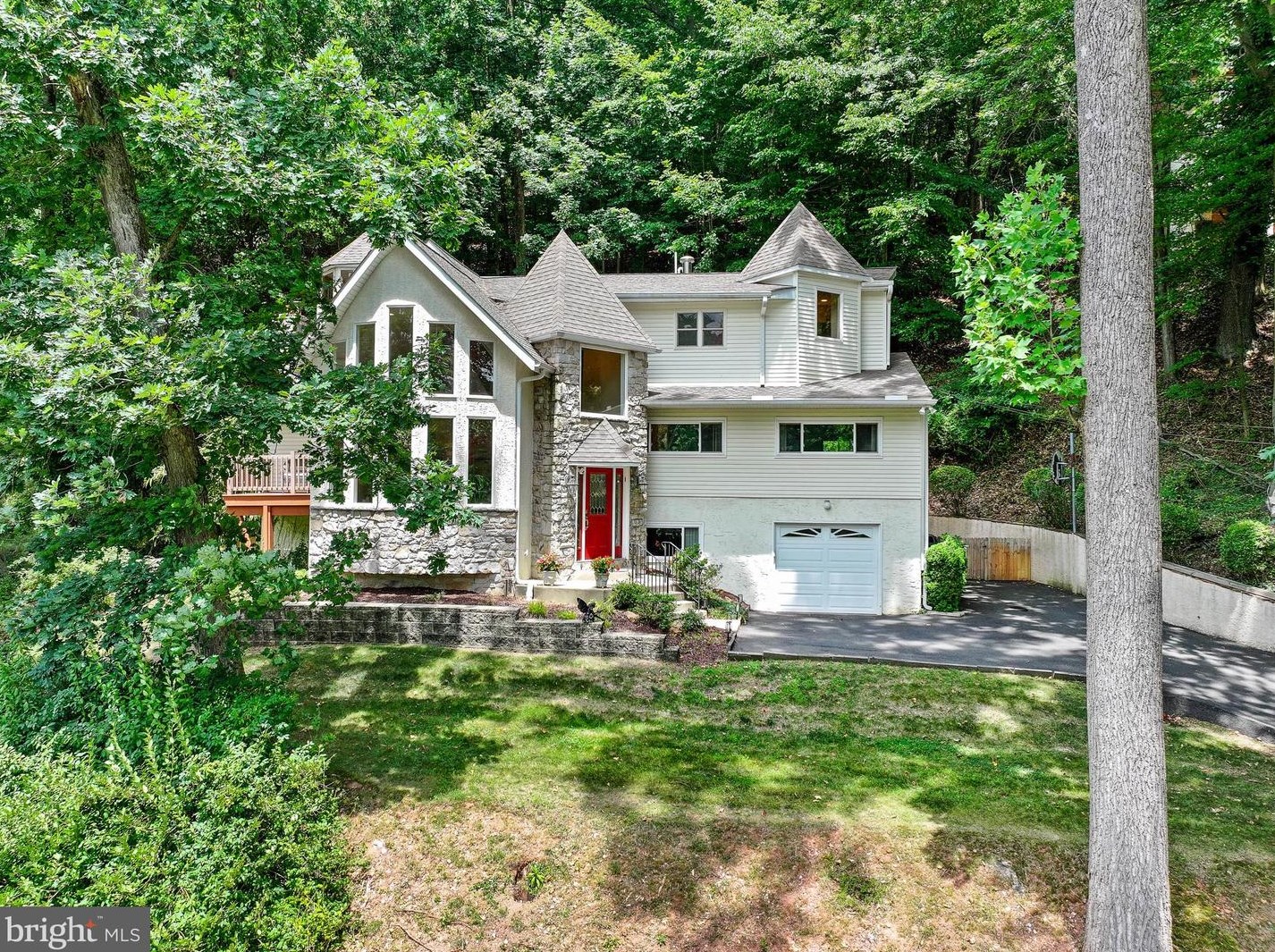 220 Gypsy, Norristown, PA 19406