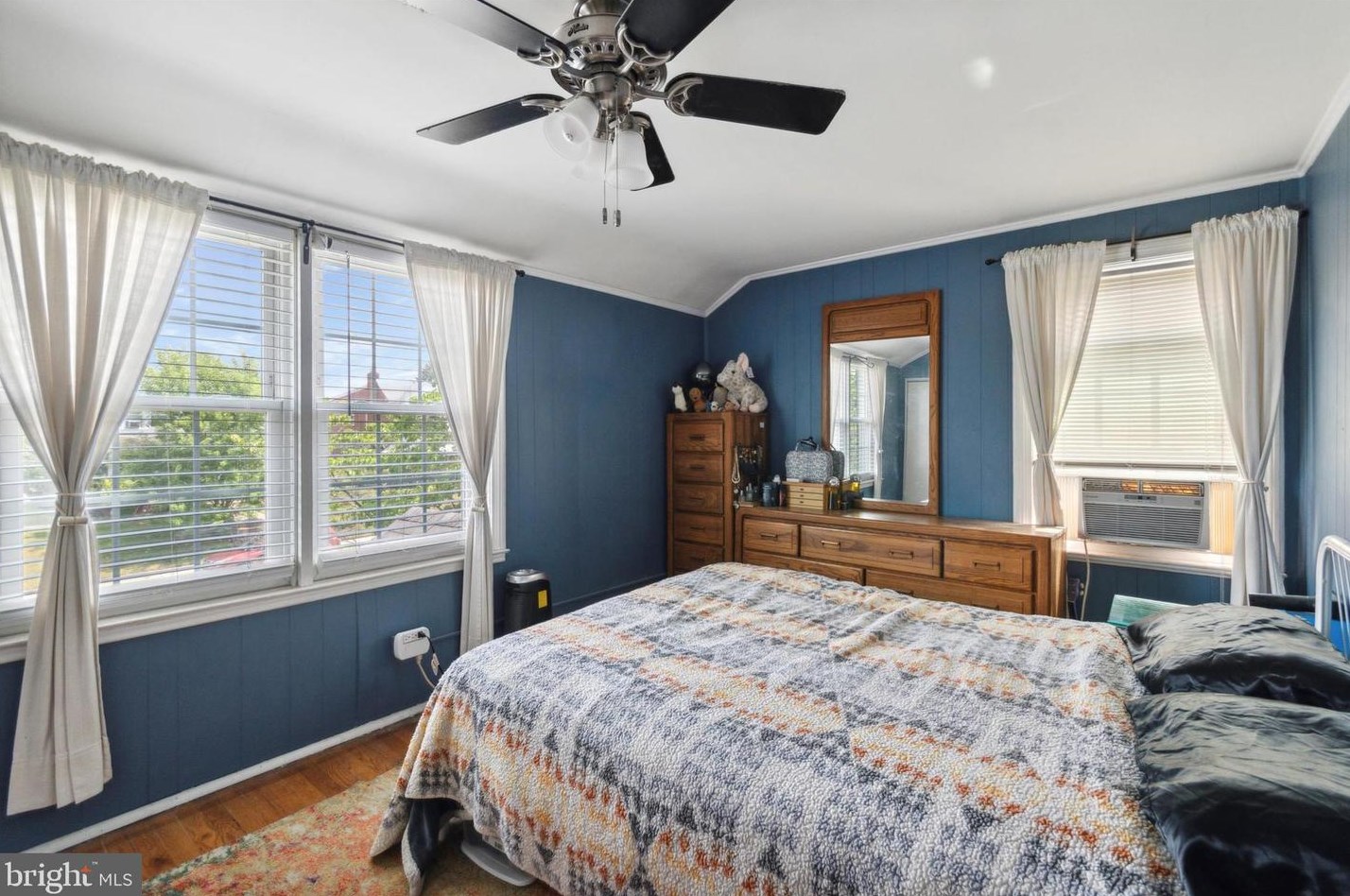 819 Noble St, Norristown PA  19401-3657 exterior