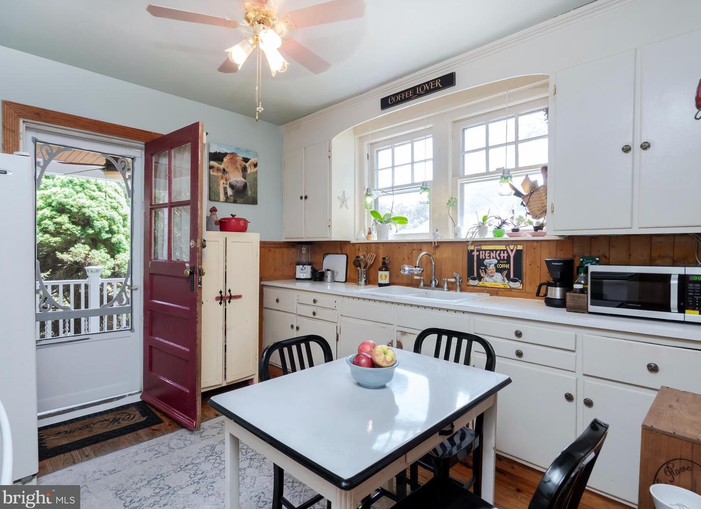 1728 Maple Ave, Hatfield, PA 19440-2161