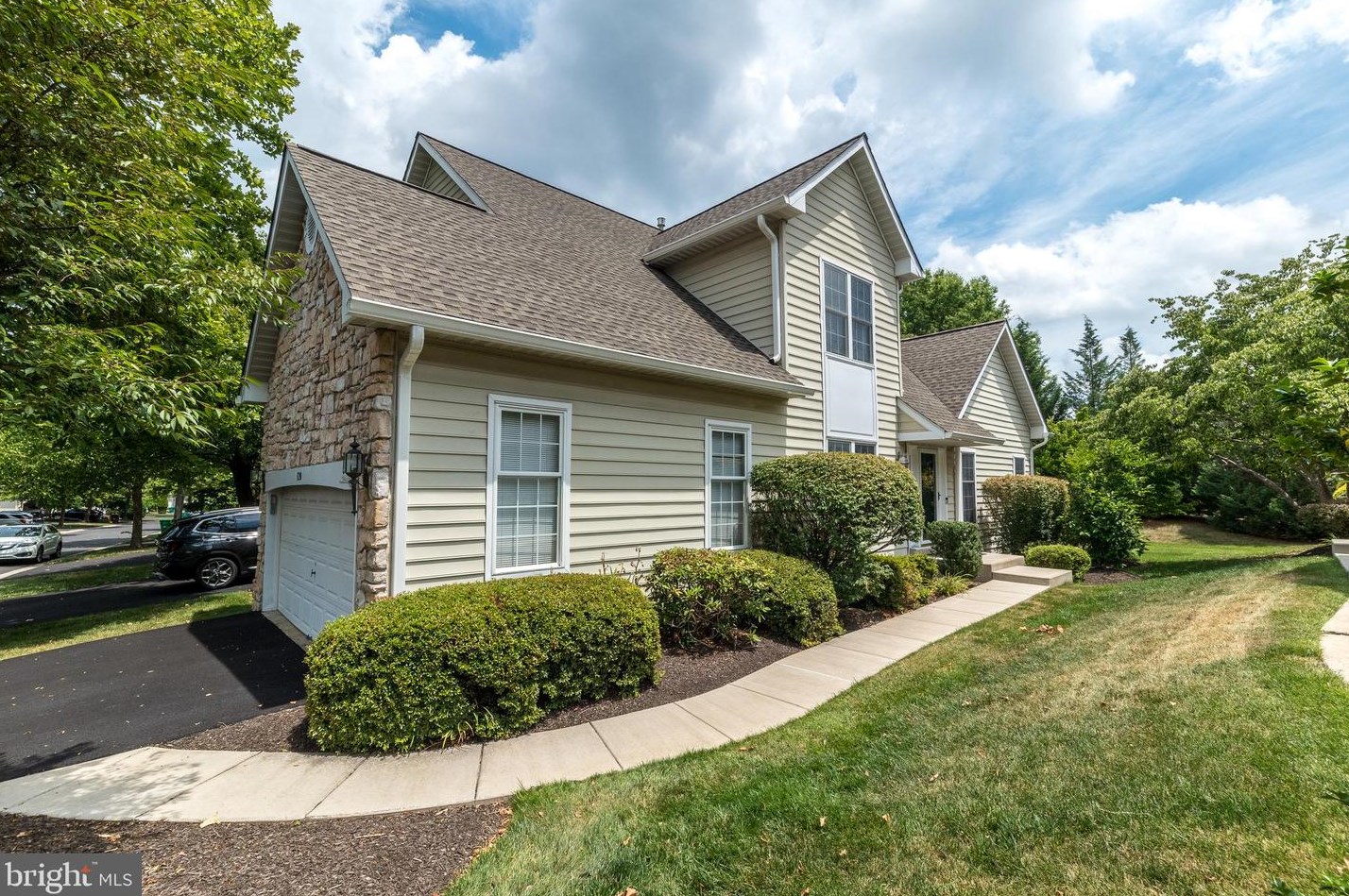 120 Birkdale Dr, Blue Bell, PA 19422