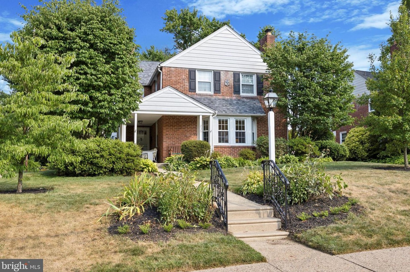 235 Roberts Ave, Ardsley, PA 19038
