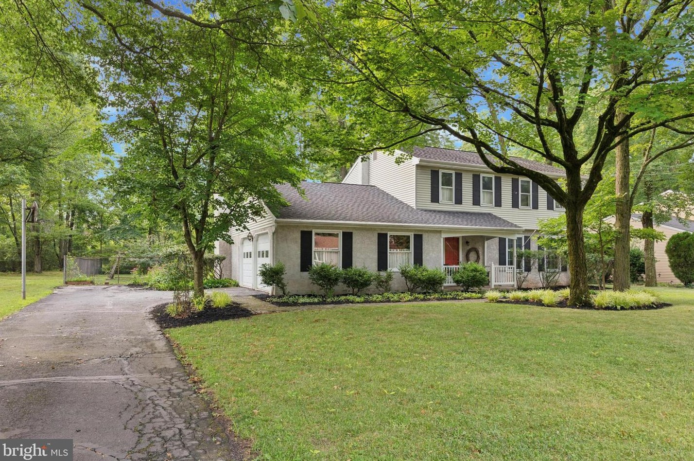 1217 Dickerson Rd, North Wales, PA 19454