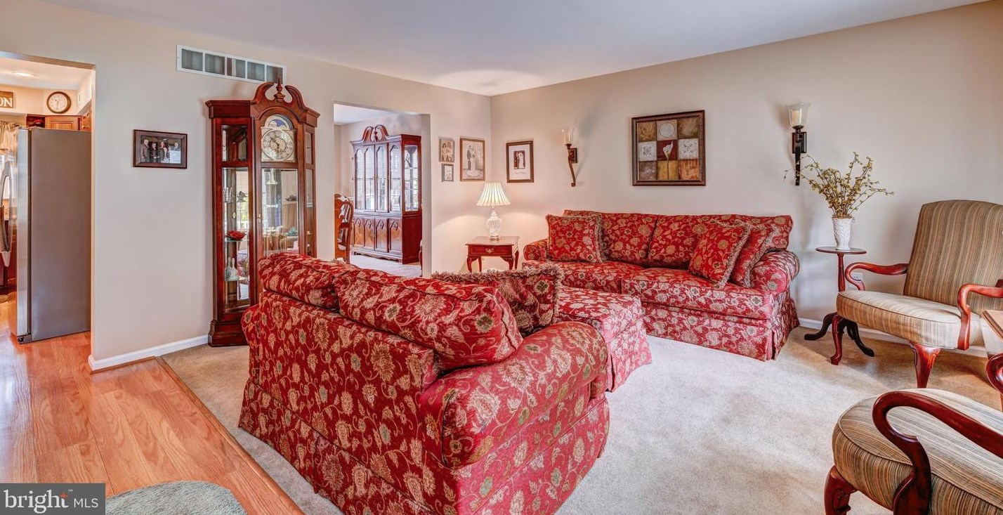 680 Hamel Ave, Ardsley, PA 19038