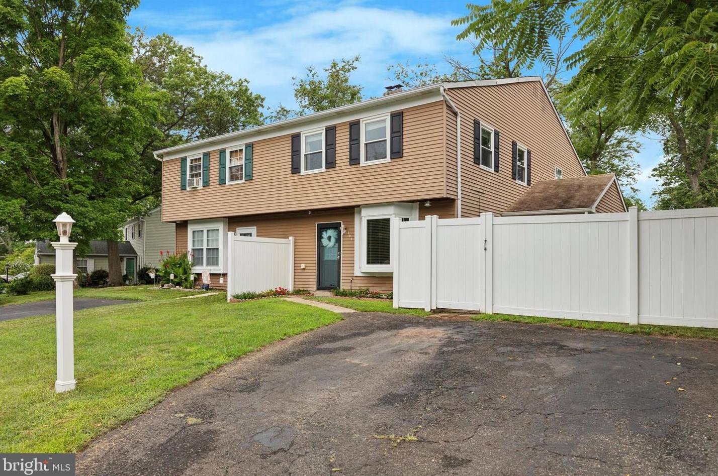 131 Stony Creek Ave, Lansdale, PA 19446