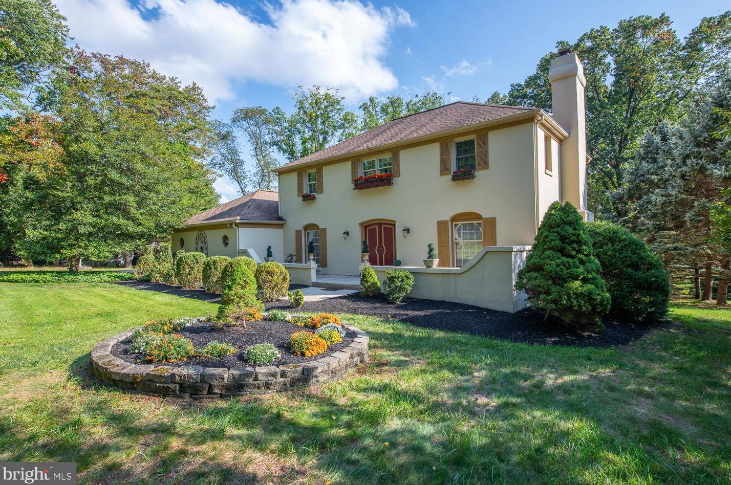 475 Hughes Rd, Norristown, PA 19406