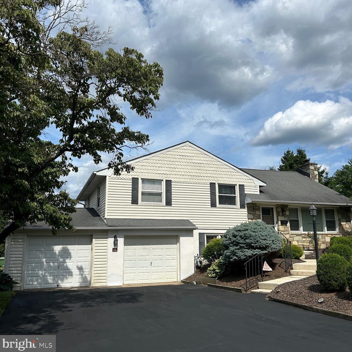 316 Mill Rd, Oreland, PA 19075