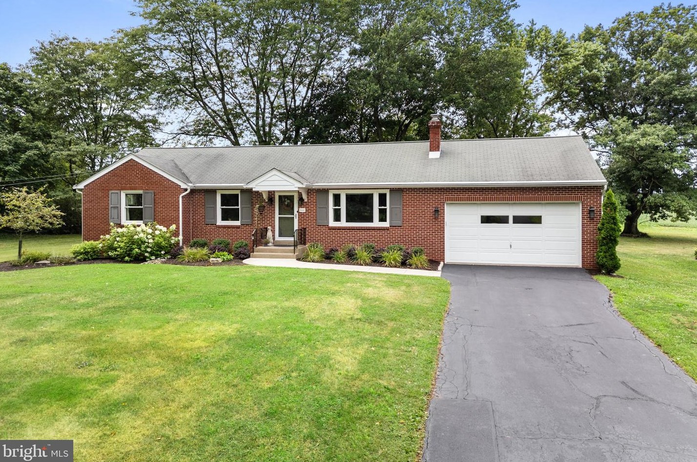1642 Kriebel Rd, Lansdale, PA 19446