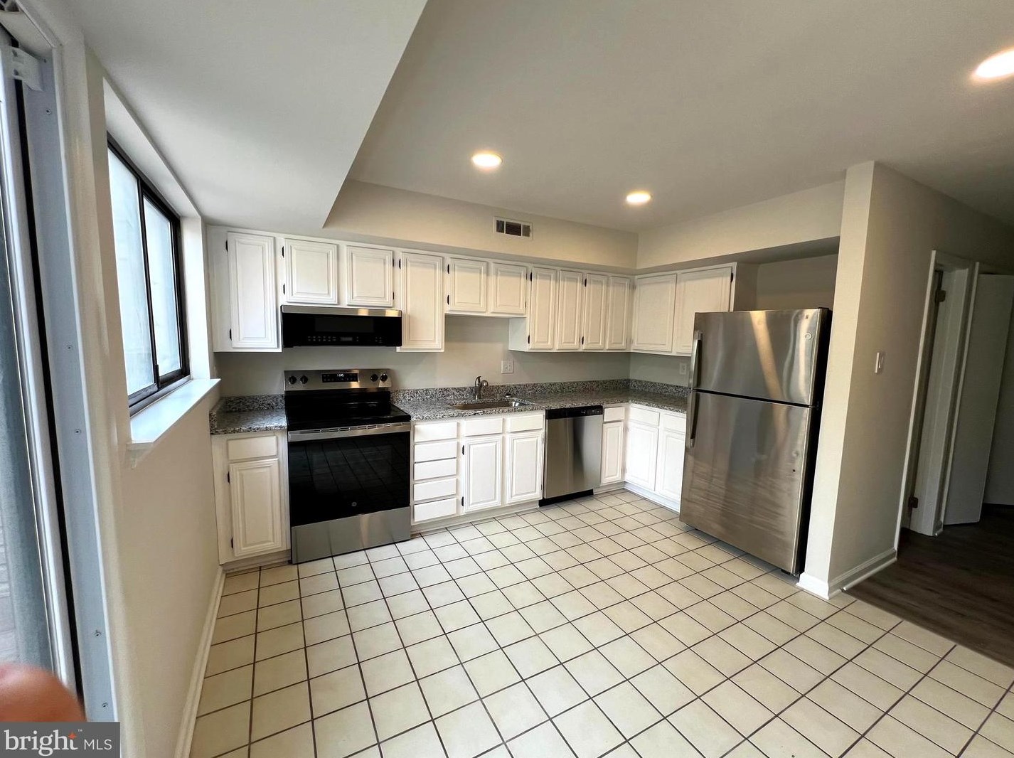 407 Bridge St, Collegeville, PA 19426-3530