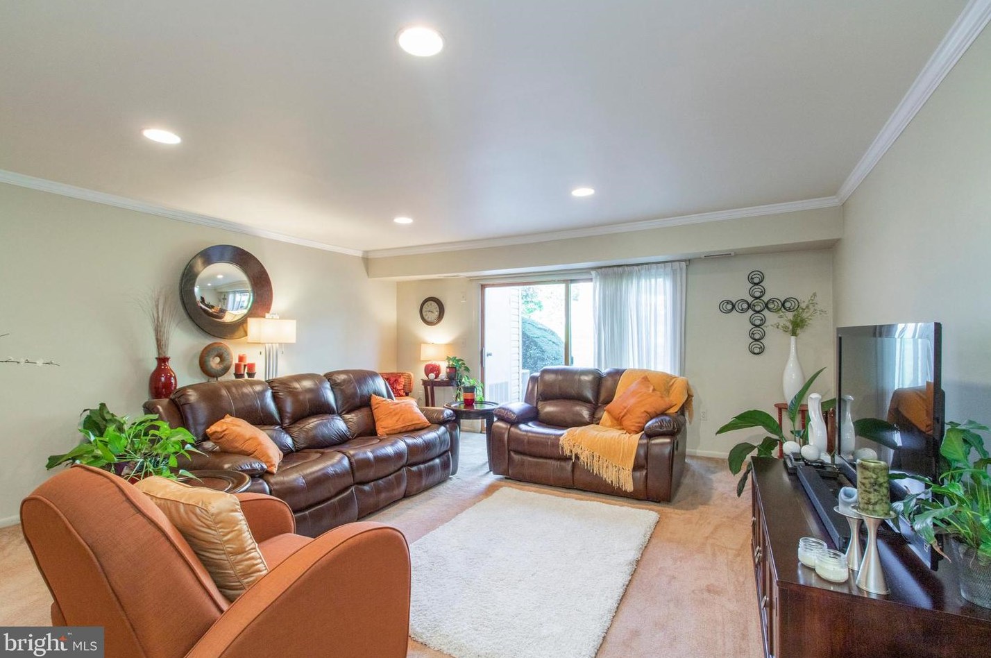 617 Piedmont Ct, Lansdale, PA 19446