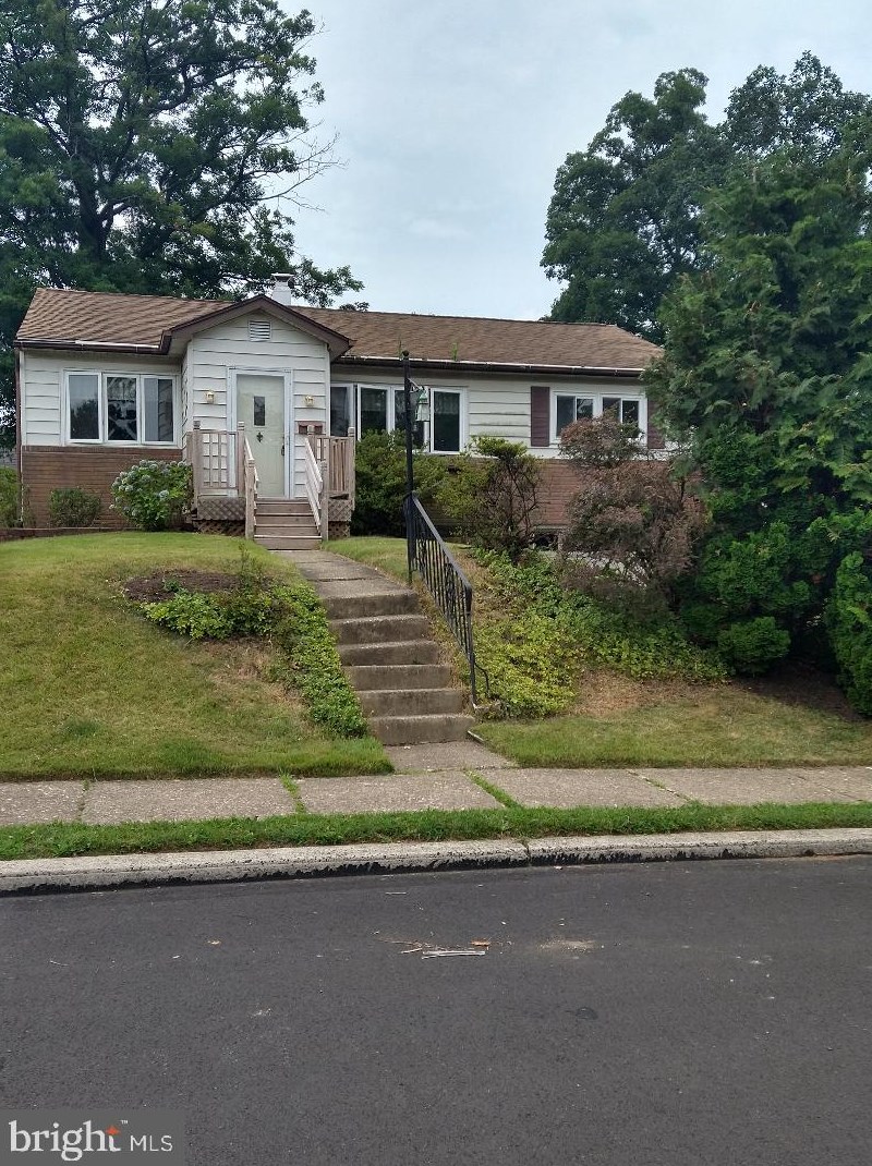 106 Forest Ave, Willow Grove, PA 19090