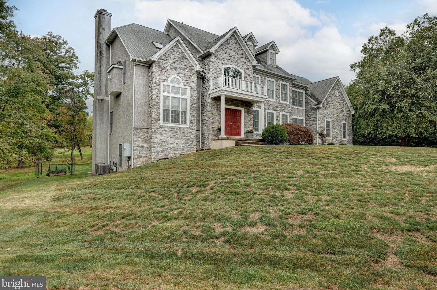 2095 Deep Meadow Ln, Lansdale, PA 19446