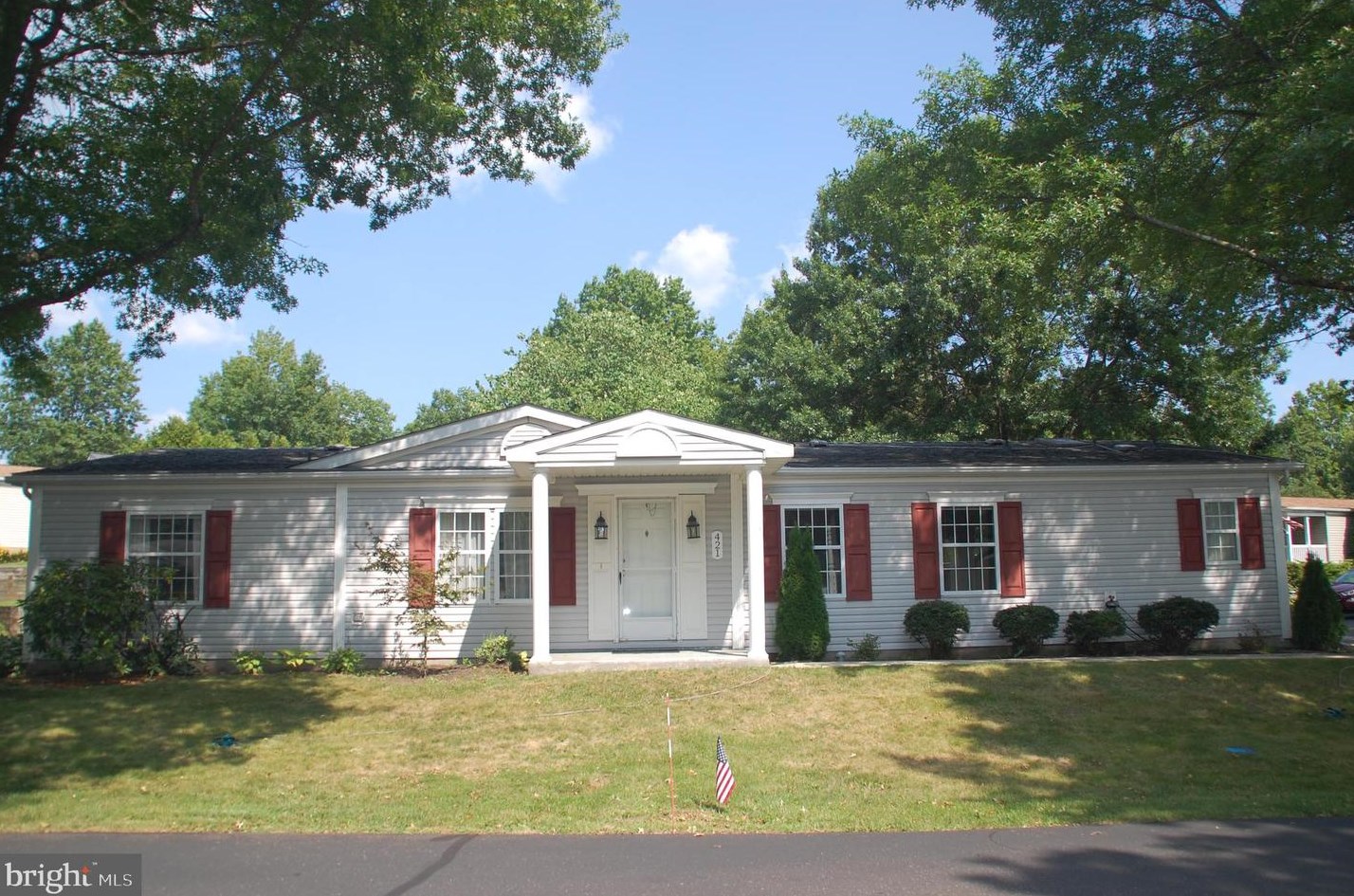 421 Westbury Dr, Souderton, PA 18964