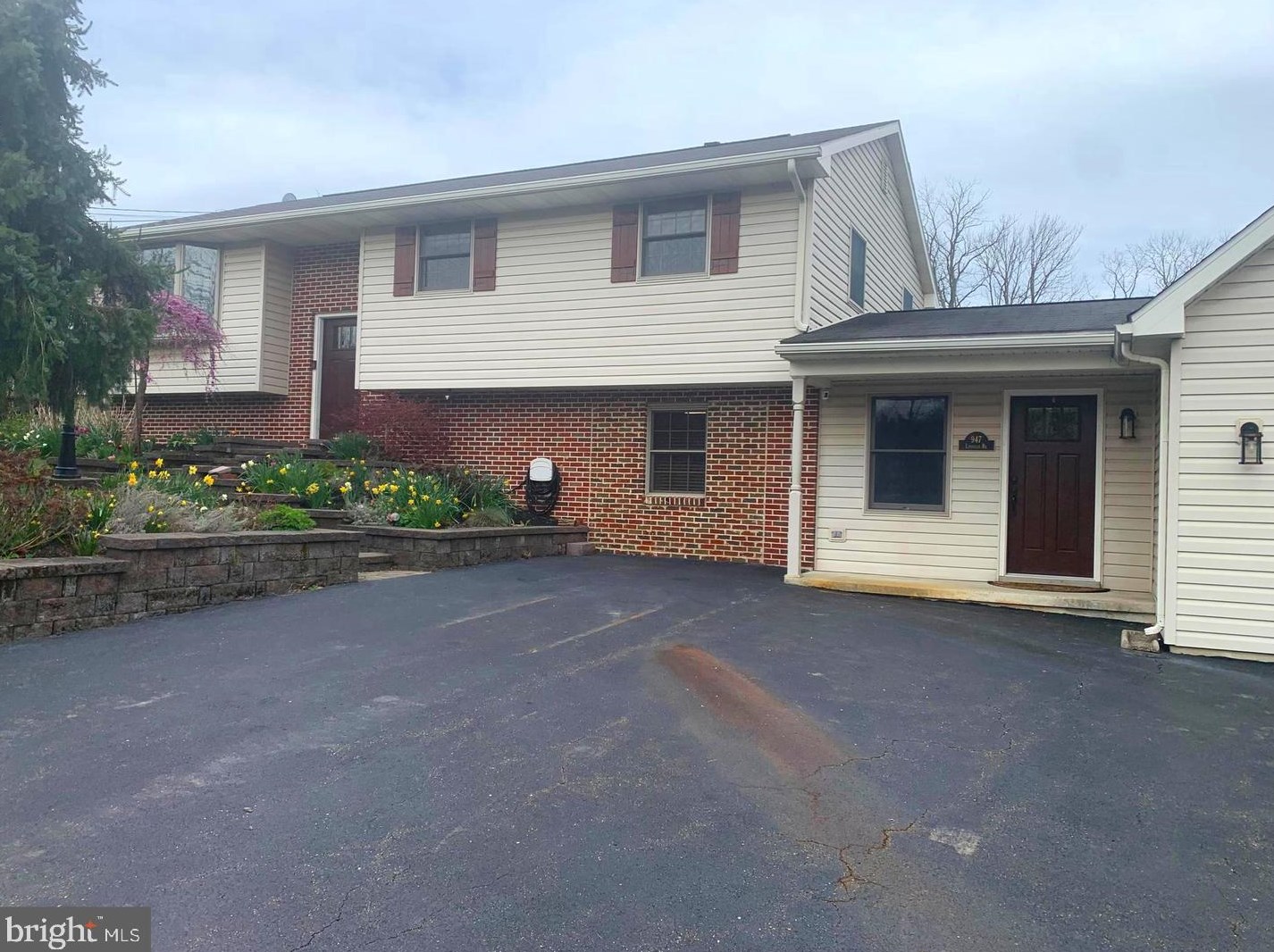 947 Layfield, Perkiomenville, PA 18074
