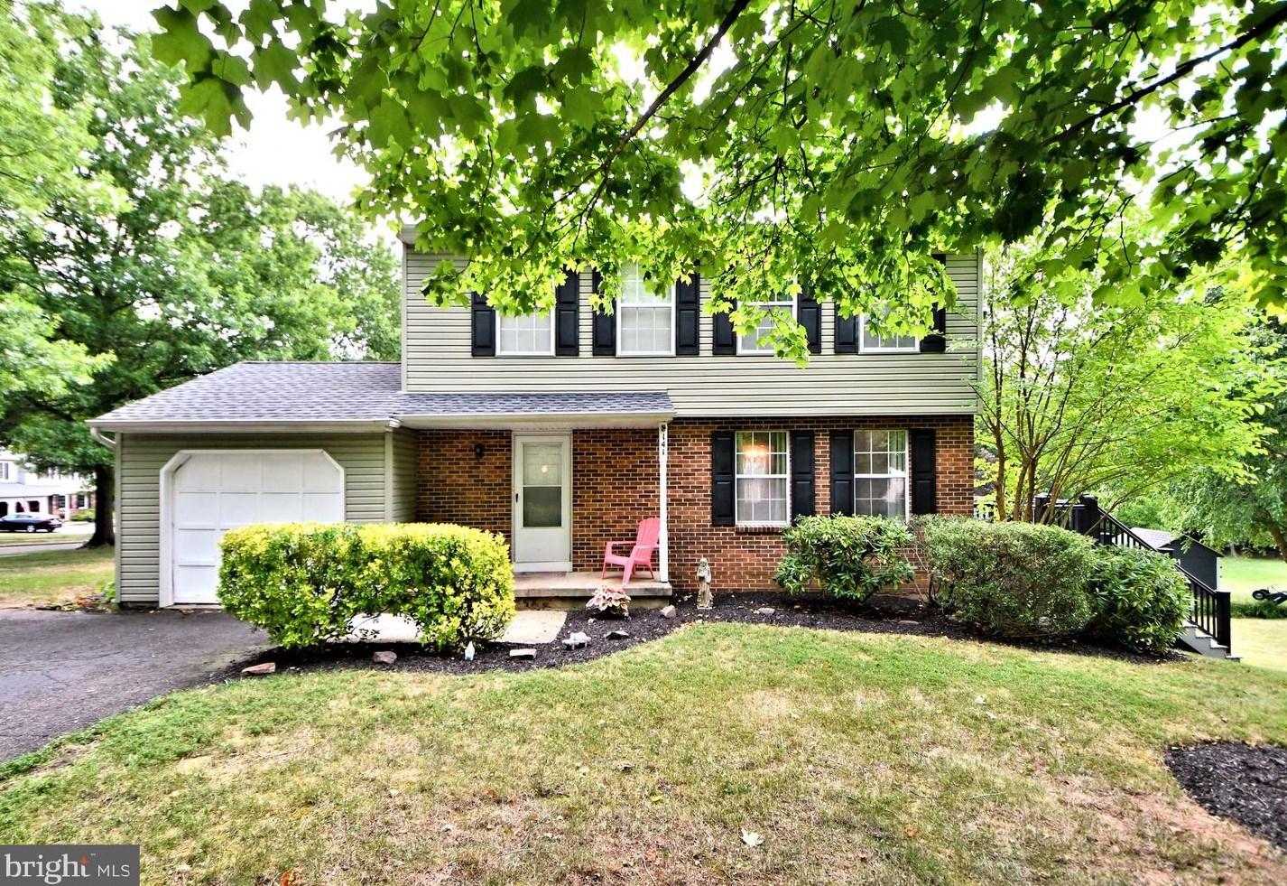 141 Canterbury Ln, Lansdale, PA 19446