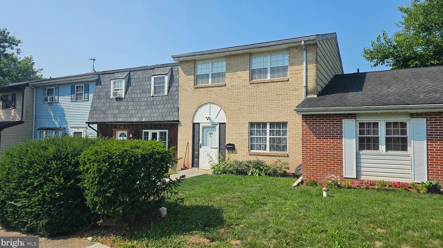 320 State St, East Greenville, PA 18041