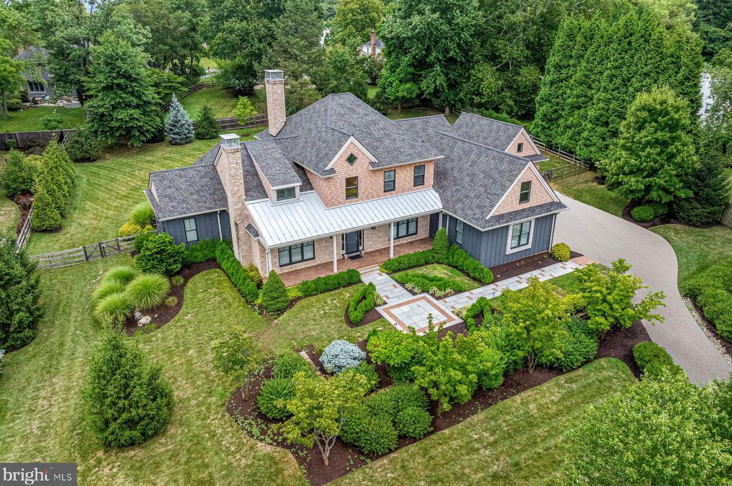 330 King Of Prussia Rd, Wayne, PA