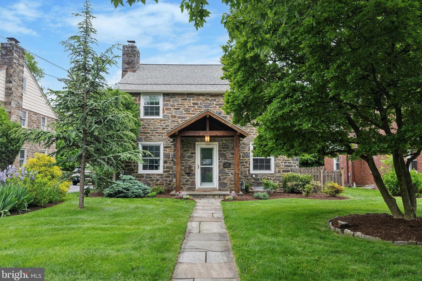 143 Sutton Rd, Ardmore, PA 19003-3116