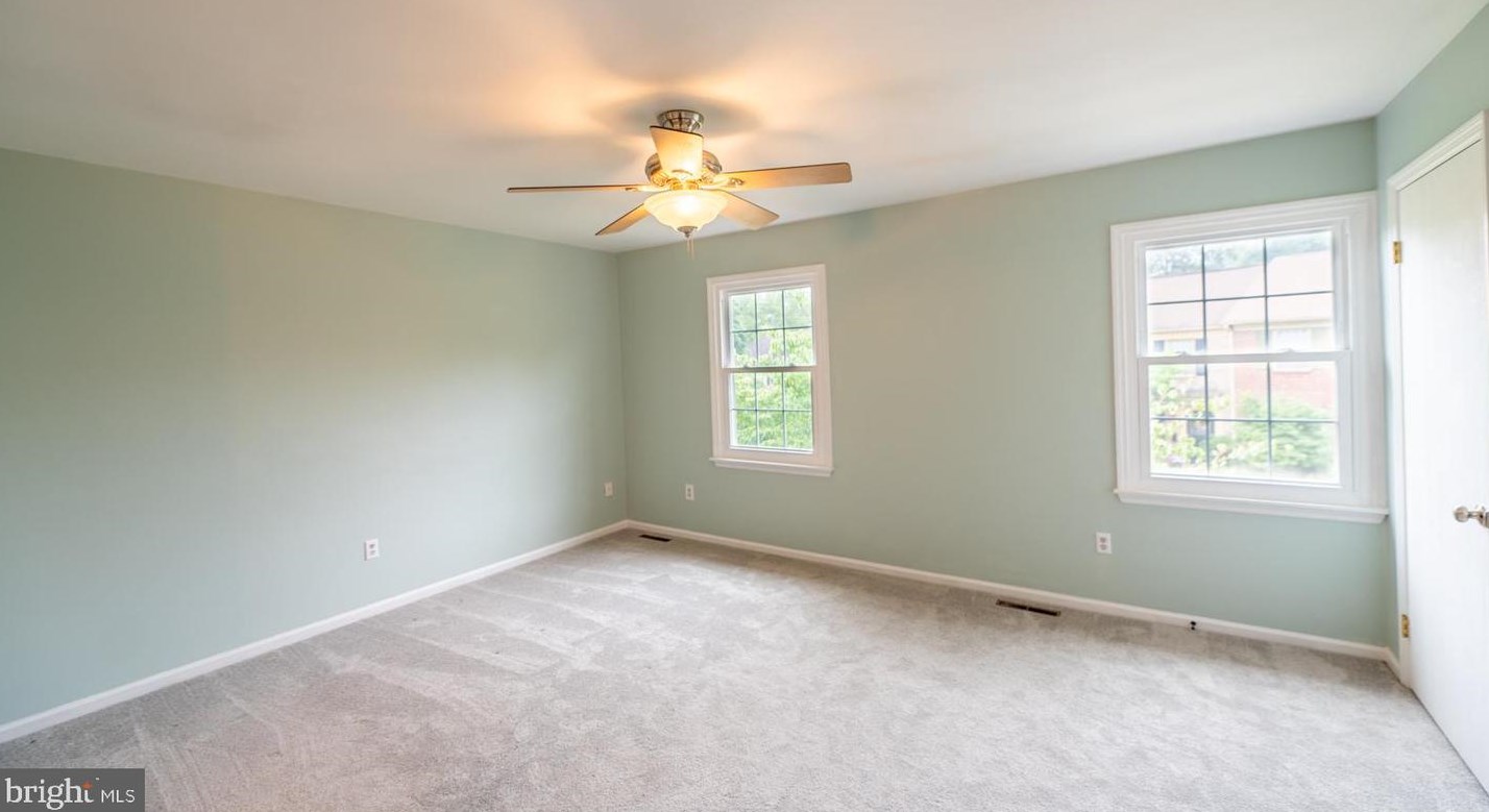 186 Roboda Blvd, Limerick PA  19468-2978 exterior