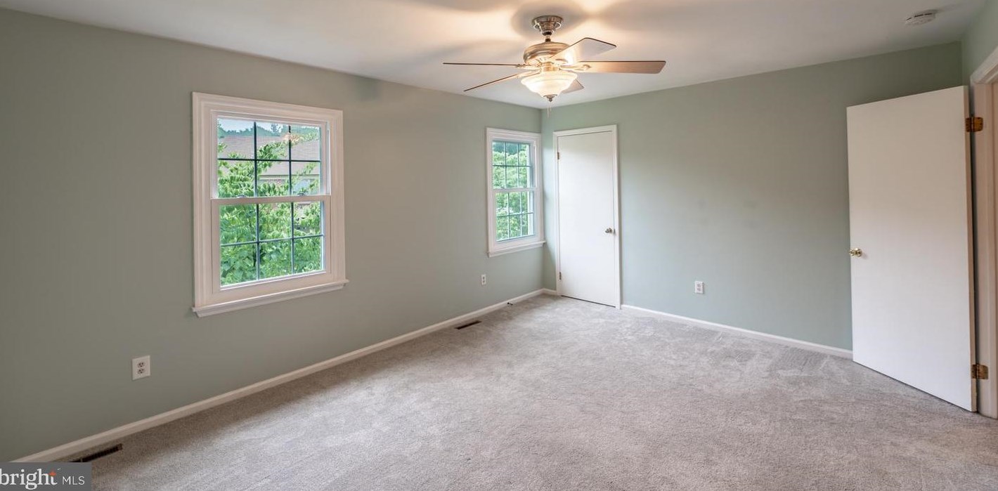 186 Roboda Blvd, Limerick PA  19468-2978 exterior