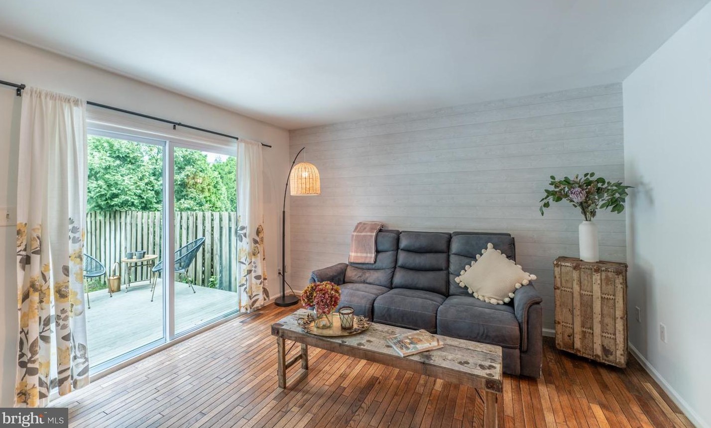 186 Roboda Blvd, Limerick PA  19468-2978 exterior