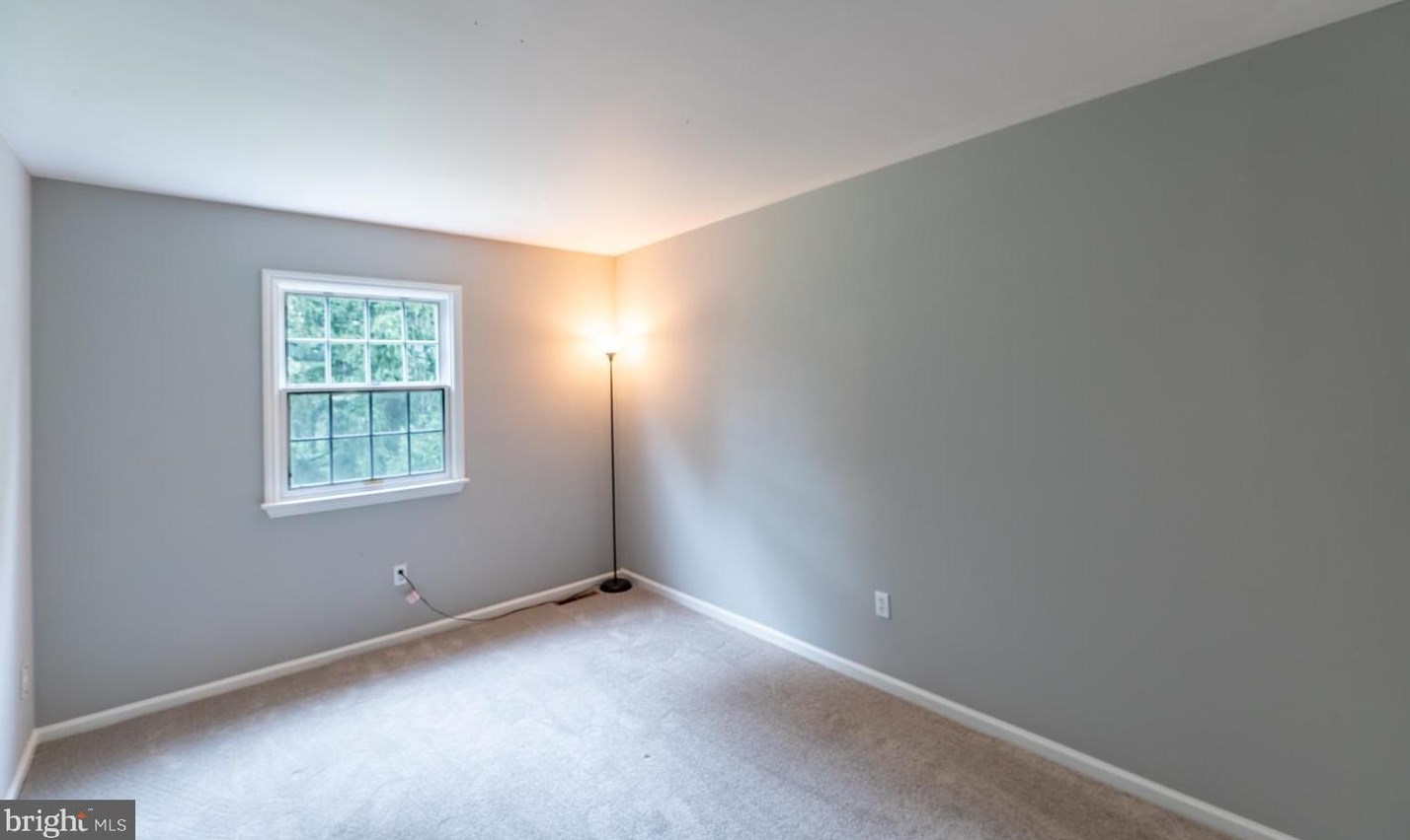 186 Roboda Blvd, Limerick PA  19468-2978 exterior