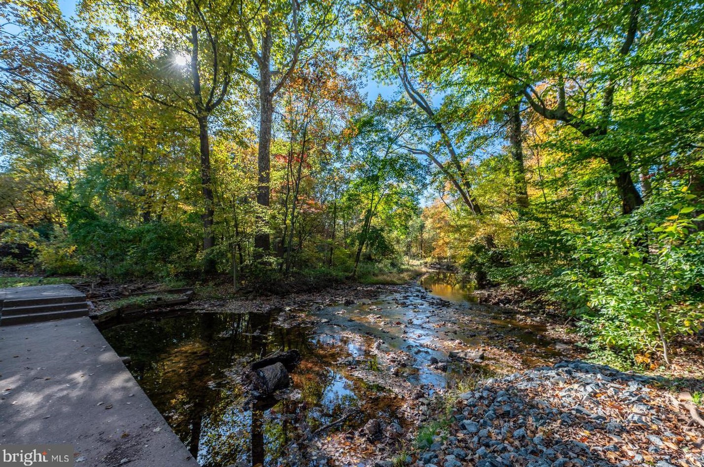 186 Roboda Blvd, Limerick PA  19468-2978 exterior