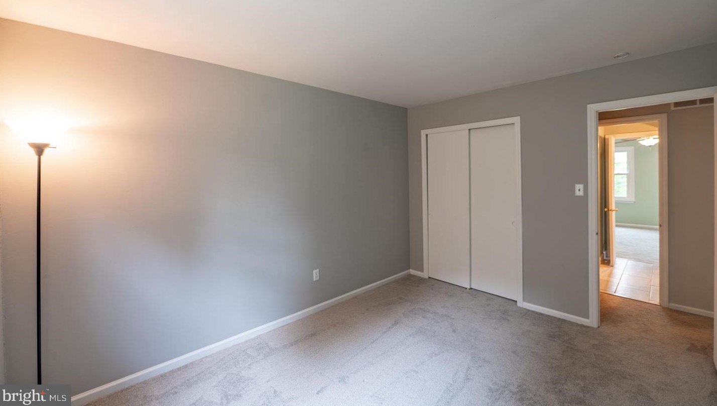 186 Roboda Blvd, Limerick PA  19468-2978 exterior