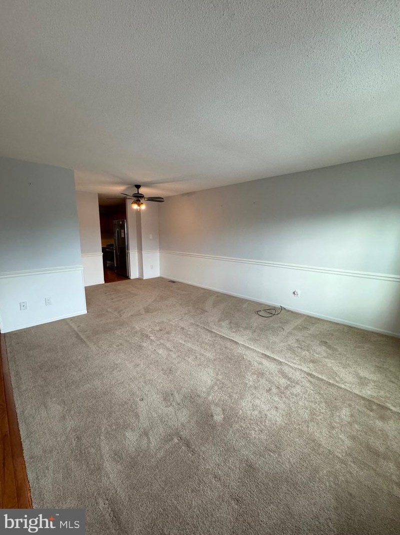 1103 Cathedral Ln, Norristown, PA 19403-5151