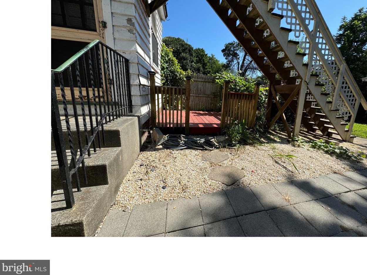 304 N Charlotte St #1st Floor, Pottstown, PA 19464