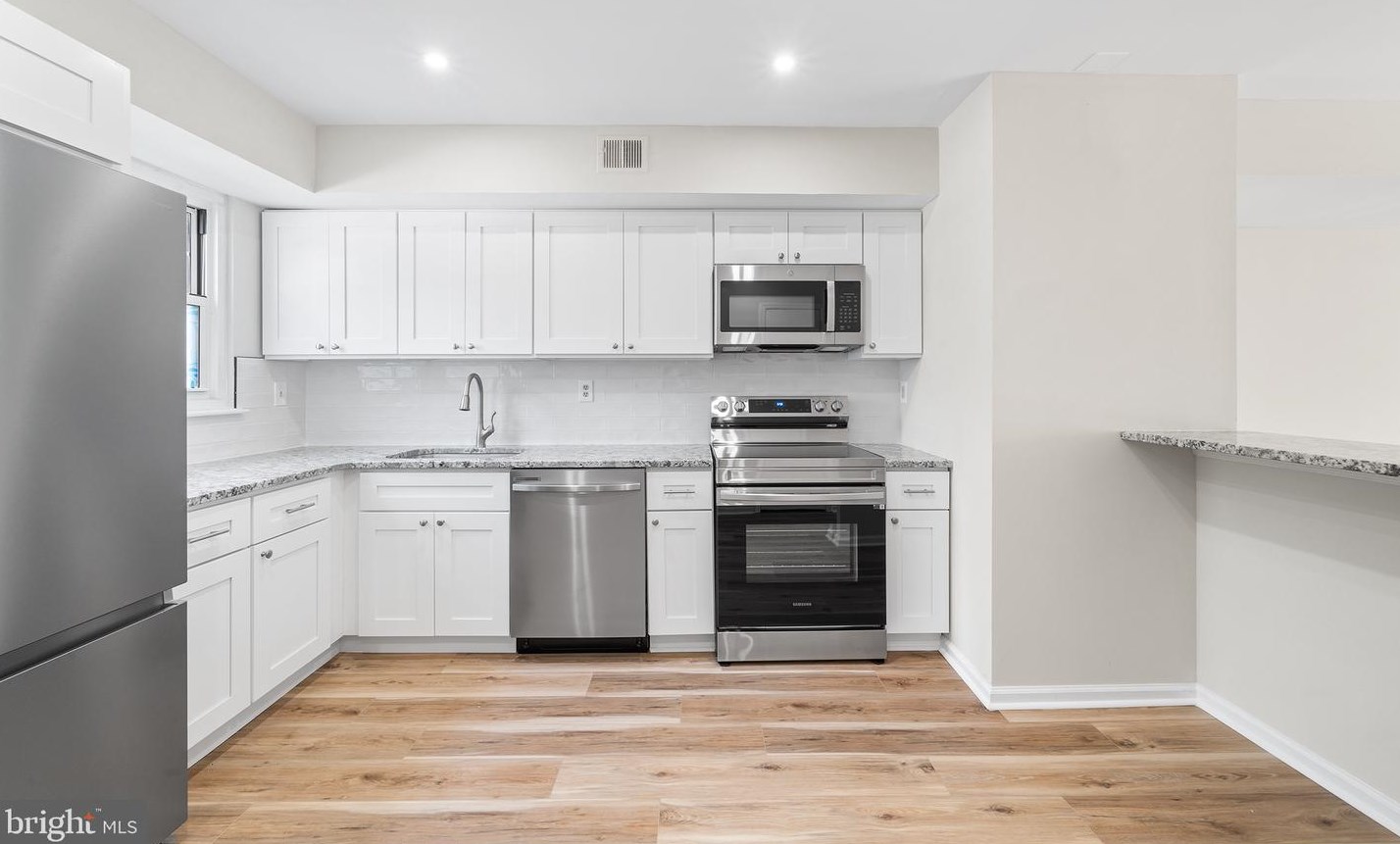 4 Bromley Dr, Blue Bell, PA 19422