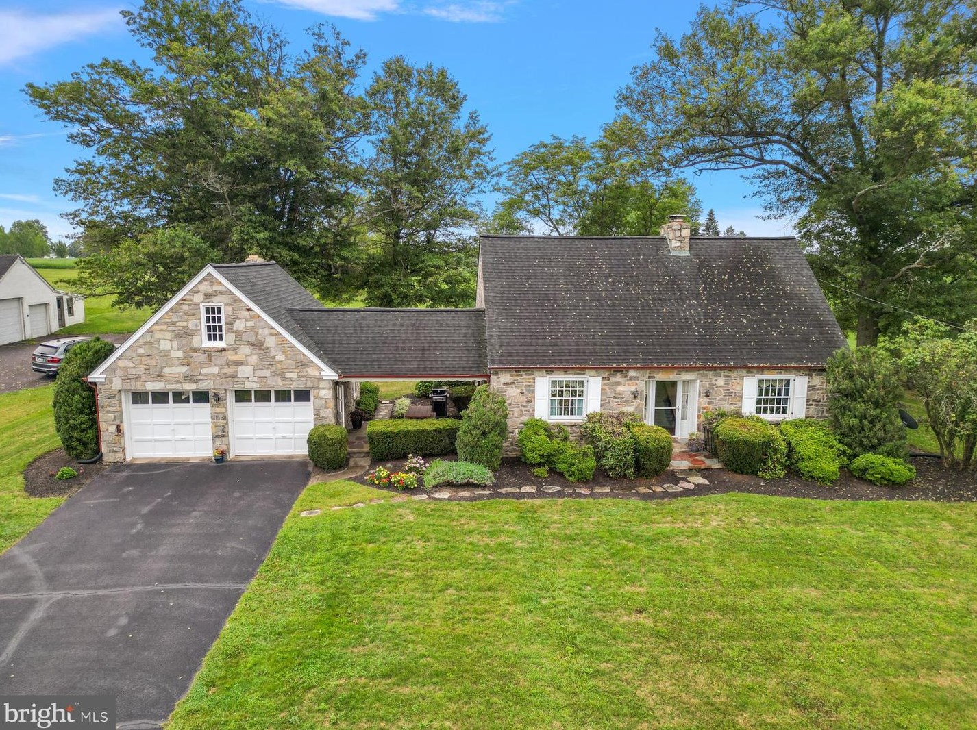 632 Harleysville Pike, Lederach, PA 19450