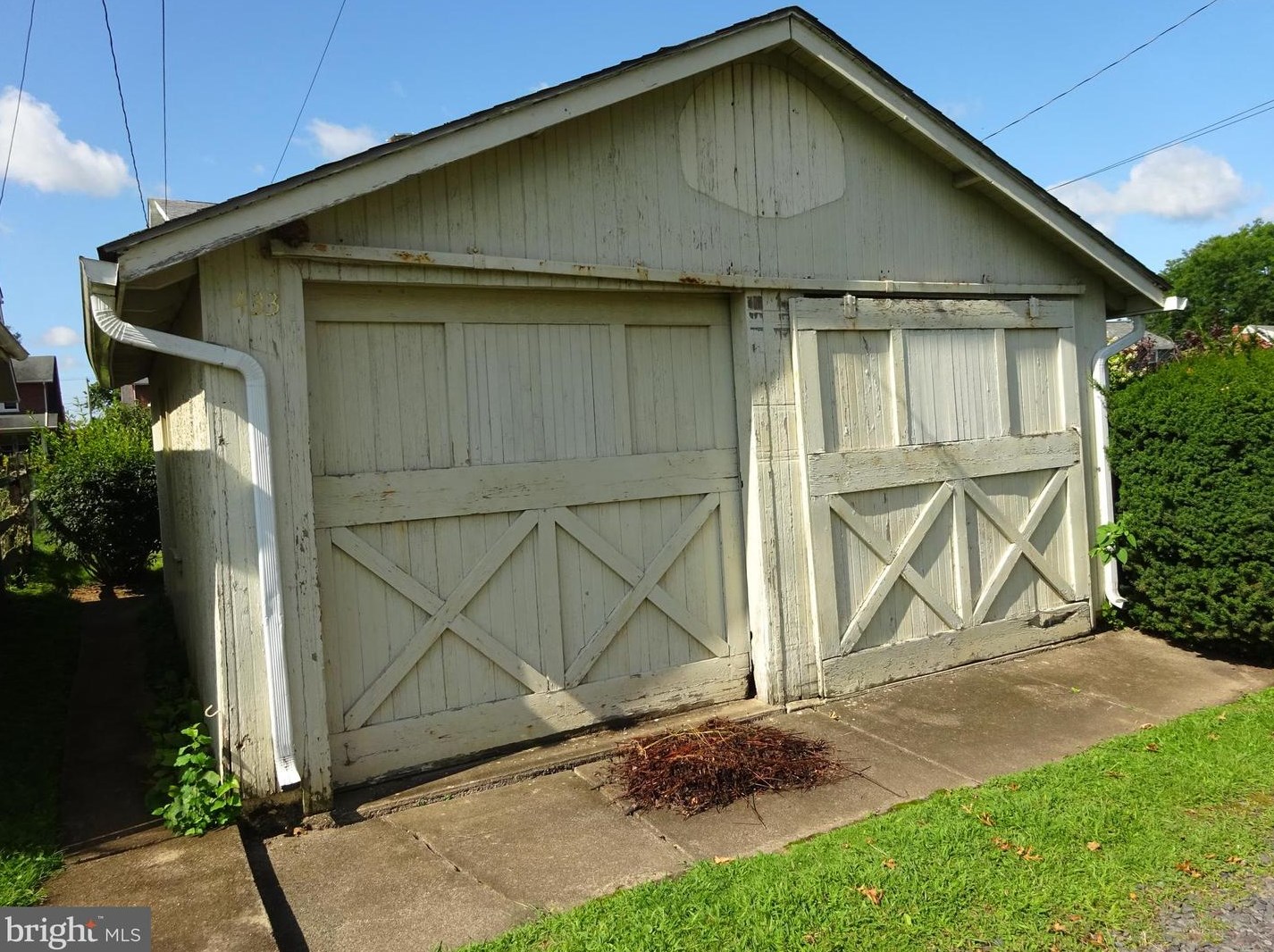 433 Perkiomen Ave, Lansdale PA 19446-3432 exterior